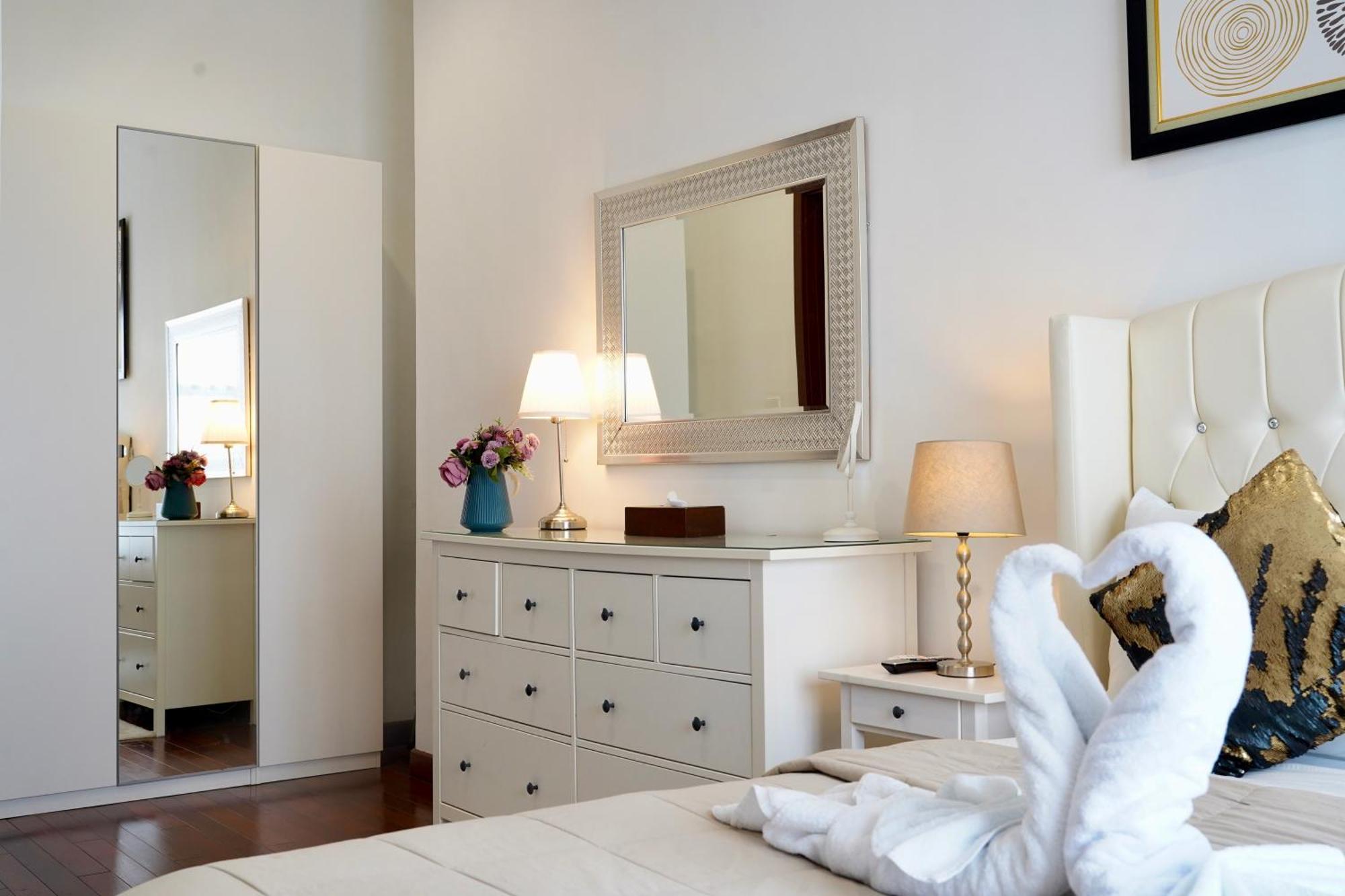 2Br Lucky Tower Residence Jakarta Old Town Top Floor Condo Exteriér fotografie