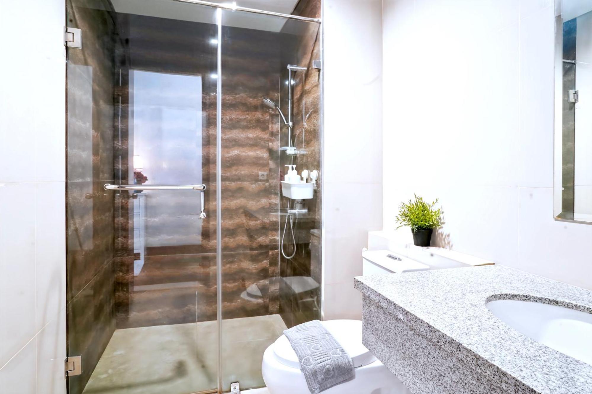 2Br Lucky Tower Residence Jakarta Old Town Top Floor Condo Exteriér fotografie
